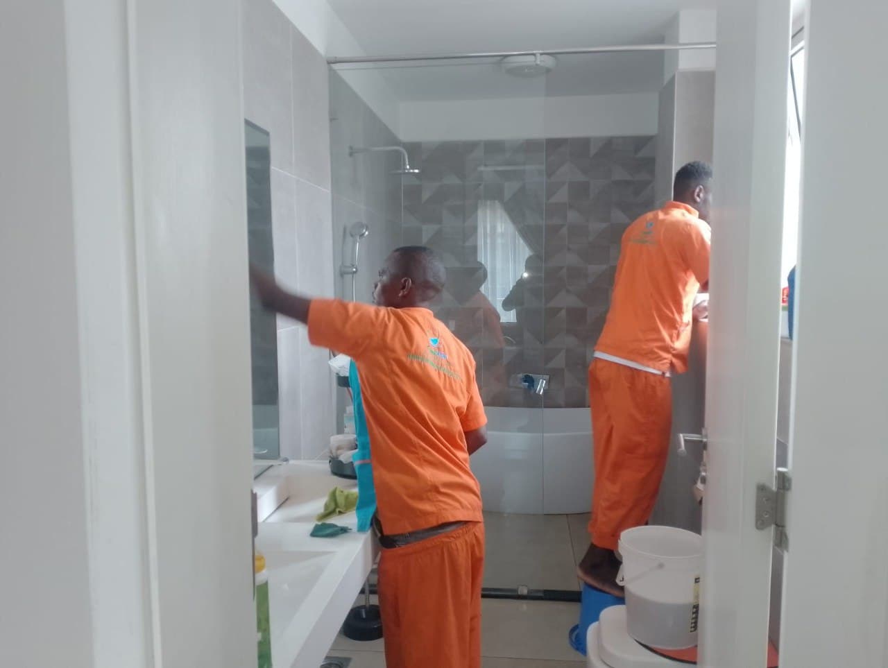 House Cleaning Services benefits image