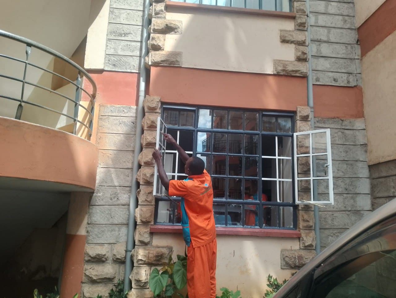 Window Cleaning benefits image